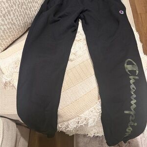 Champion Powerblend Graphic  Sweatpants Joggers - NWT Men’s Med.